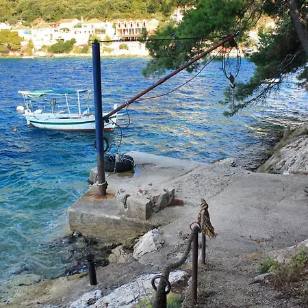 Gostinjska kuća And By The Sea Ubli, Lastovo - 991 Uble